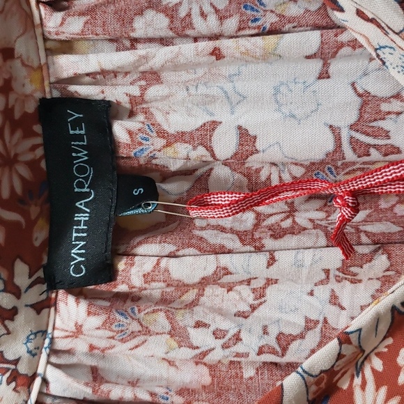 Cynthia Rowley NWT Puffed Raglan Three-quarter Sleeve Floral Top - Picture 2 of 6